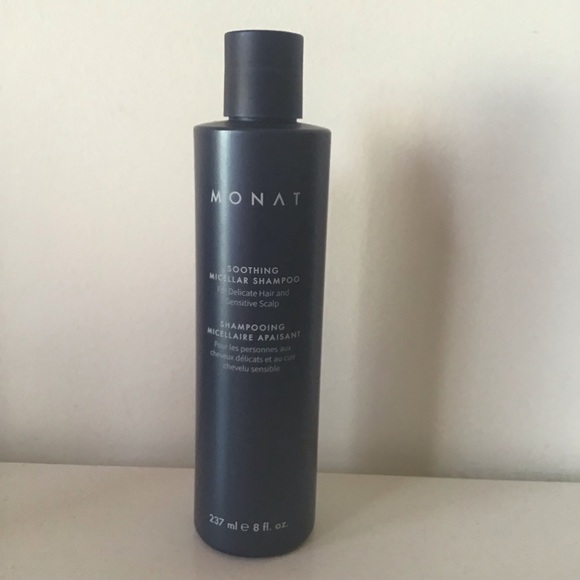 MONAT Soothing Micellar Shampoo - Picture 2 of 6